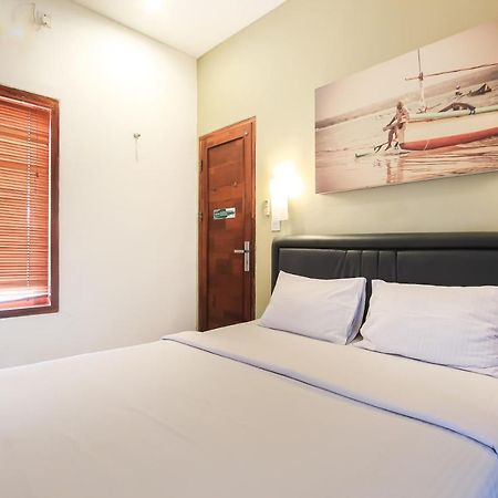 Kuta Legian Inn מראה חיצוני תמונה