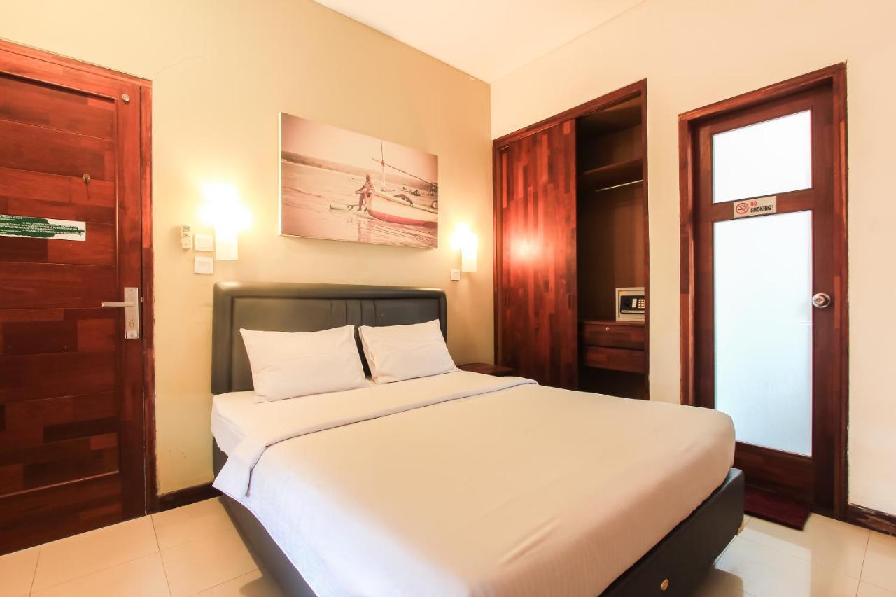 Kuta Legian Inn מראה חיצוני תמונה
