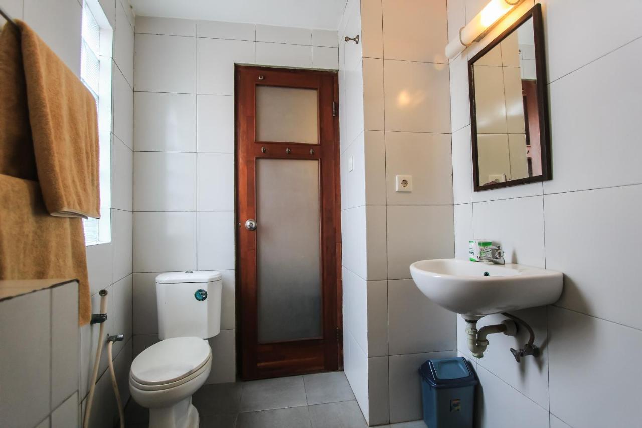 Kuta Legian Inn מראה חיצוני תמונה