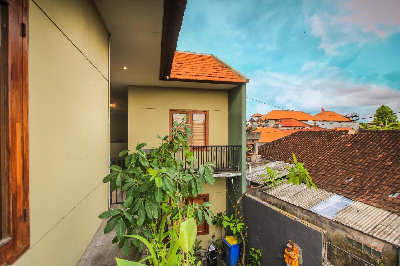 Kuta Legian Inn מראה חיצוני תמונה